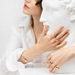 Load image into Gallery viewer, Geltono aukso žiedas "Wave"