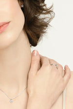 Load image into Gallery viewer, Balto aukso pakabukas su briliantais Širdelė (0,16 ct)