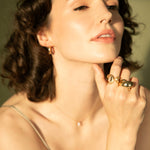 Load image into Gallery viewer, Geltono aukso žiedas "Embrace"