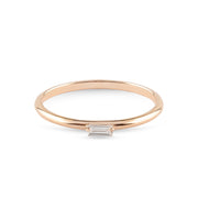 Rožinio aukso žiedas su deimantu (0,03 ct)