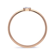 Rožinio aukso žiedas su briliantu (0,02 ct)